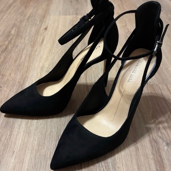 Gianni Bini Shoes - Gianni Bini Black Suede Cut-Out Ankle Strap Pointed Toe Heels Size 9 EUC